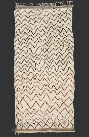 TM 1930, pile rug from the Azilal region, central High Atlas, Morocco, 1980s, ca. 315 x 145 cm (10' 4'' x 4' 10''), high resolution image + price on request
